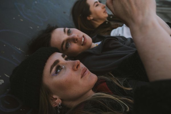 Diadème mariage : comment choisir le parfait accessoire pour votre jour j